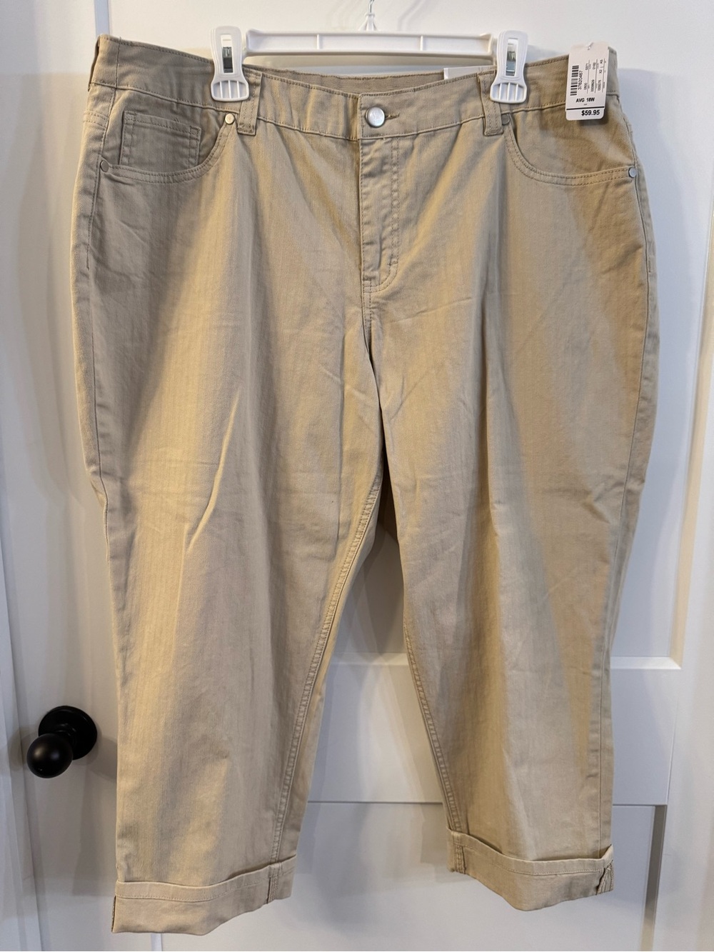 CJ Banks Women’s Tan Cropped Jeans